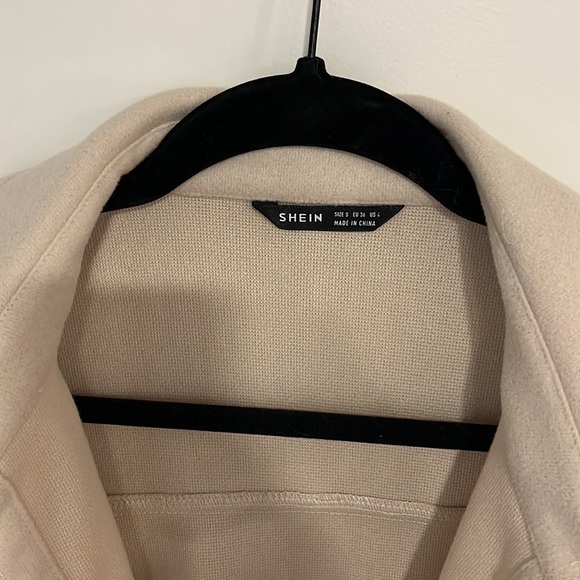 Shein Beige Oversized Shirt Jacket size small - Picture 2 of 3